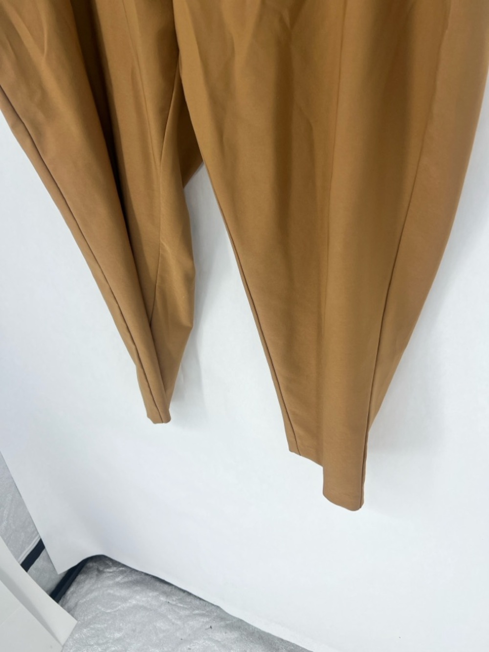 torrid Caramel/Tan Elastic-Waist pants - Picture 4 of 11
